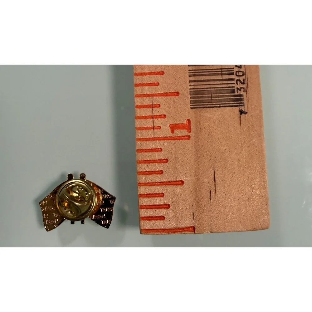 United States And Canada Friendship Flag Pin Enameled‎